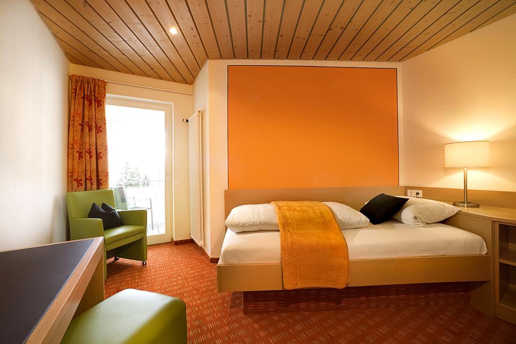 Hotel Waldhorn Kempten Room photo